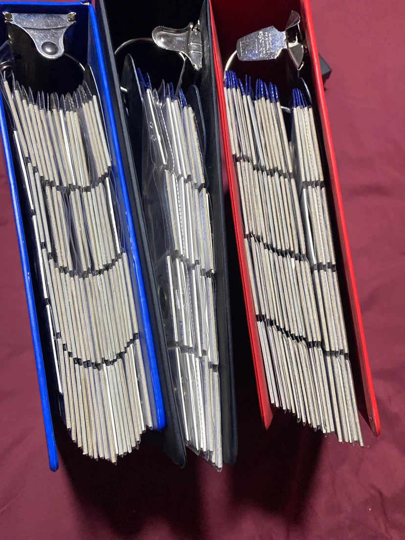Vintage Collection of Foreign Coins in Binders - photo 4