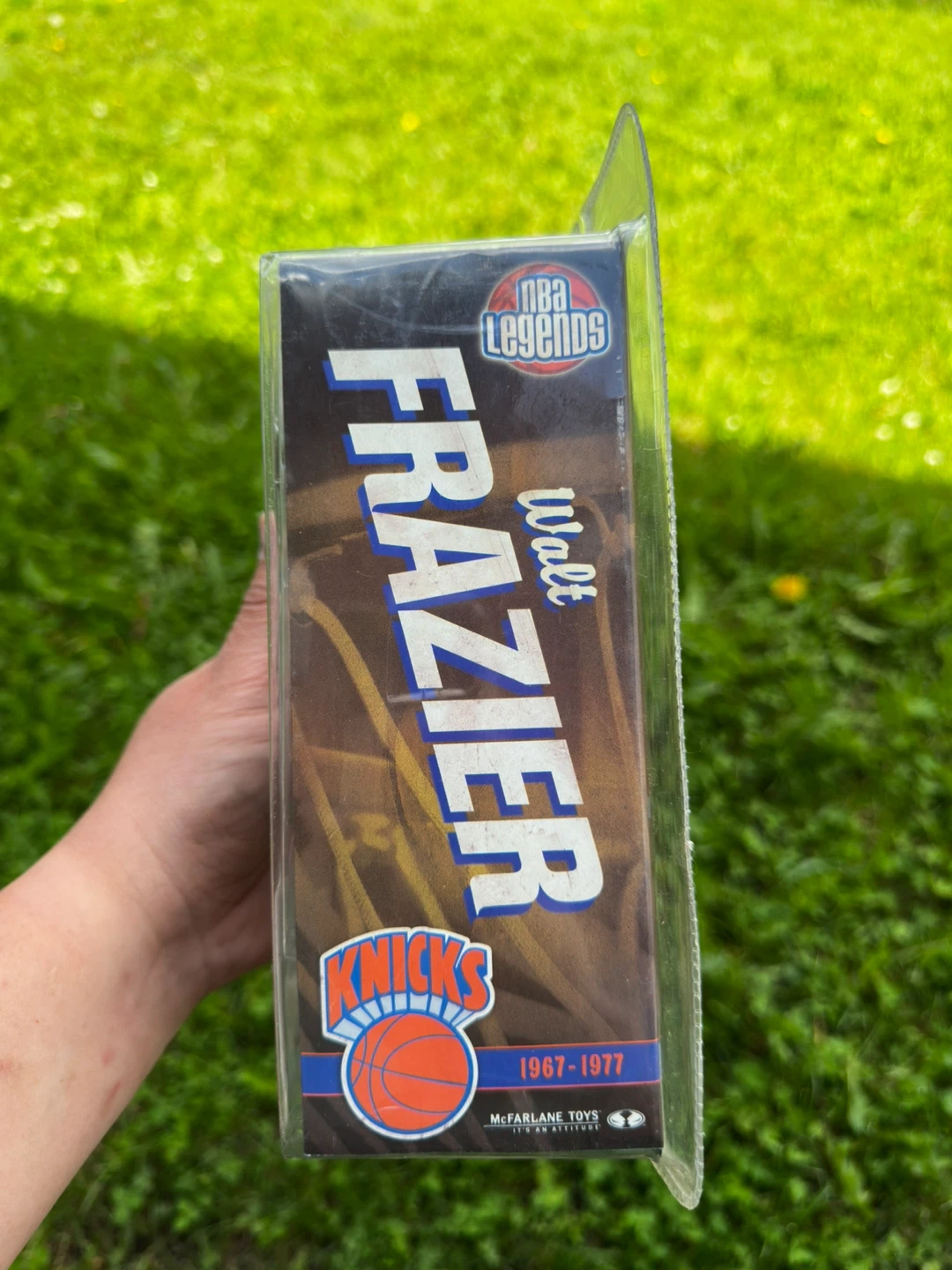 McFarlane Toys NBA Legends Walt Frazier - photo 3