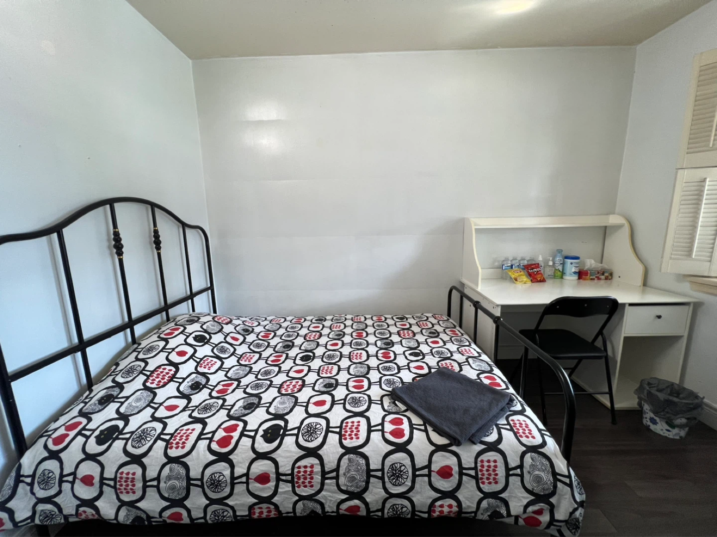 Double size Bed Frame with Patterned Duvet and Desk Set