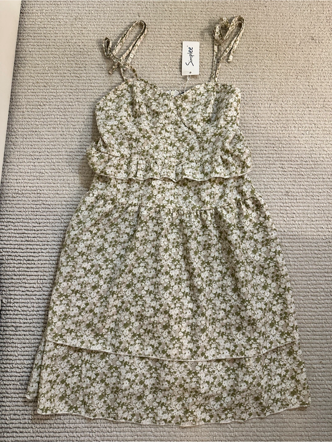 🆕 Floral Dress Size L - photo 2