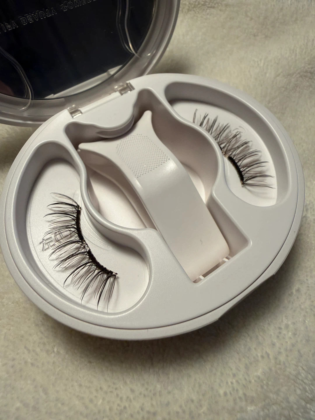 Moving sales: Magnetic Eyelashes Kit