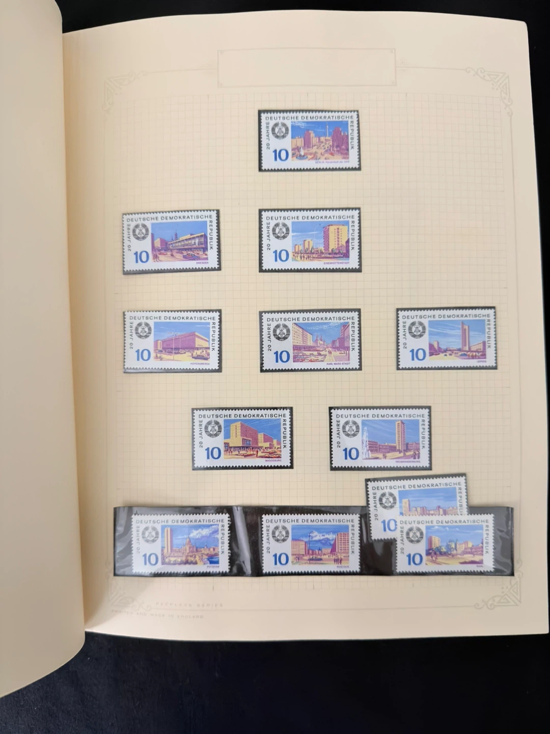 Vintage G.F. Rapkin "Favourite Album" with stamps - photo 2