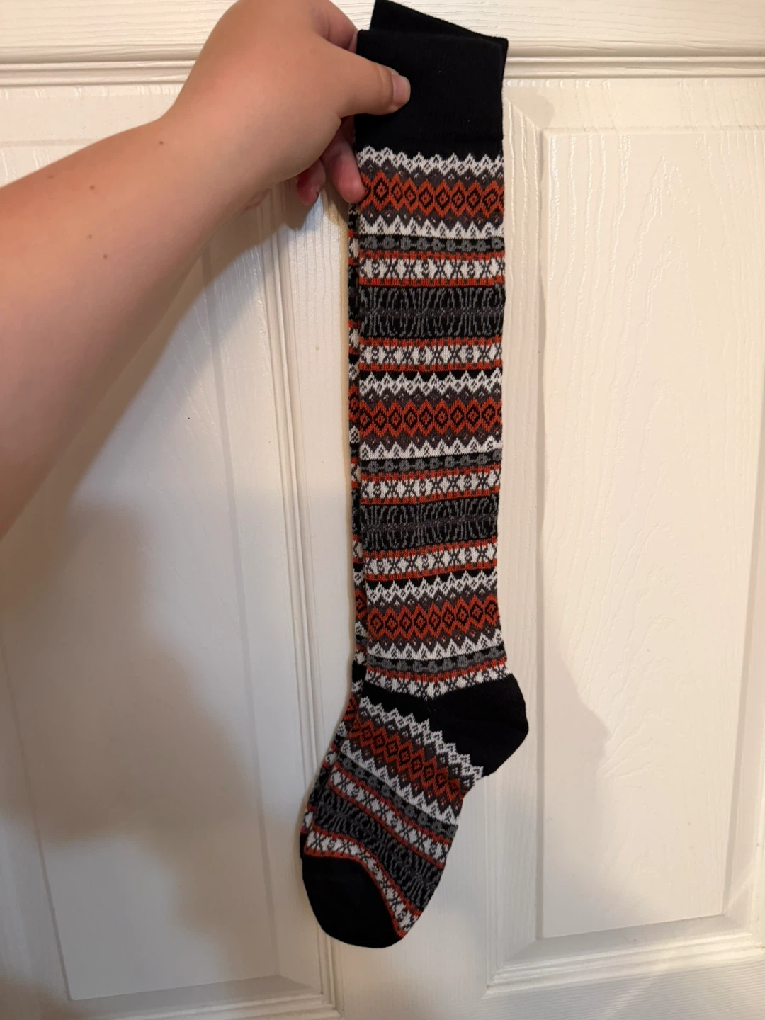 Knee-High Stockings with Fair Isle Pattern