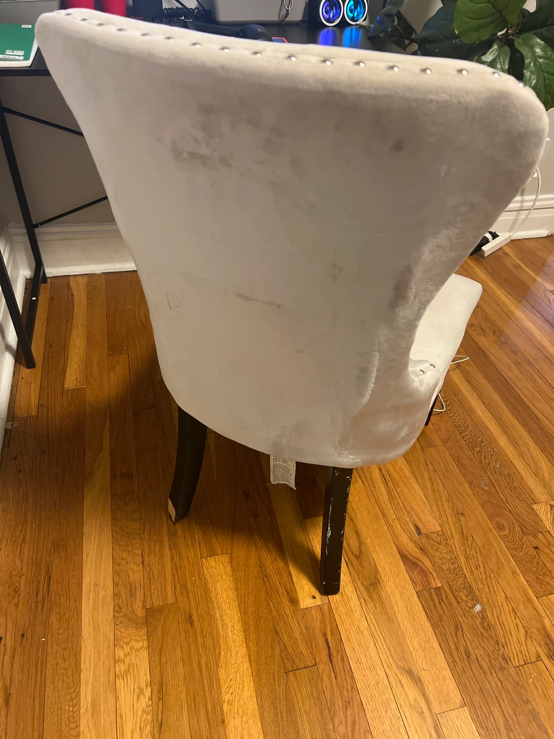 Velvet Accent Chair - photo 2