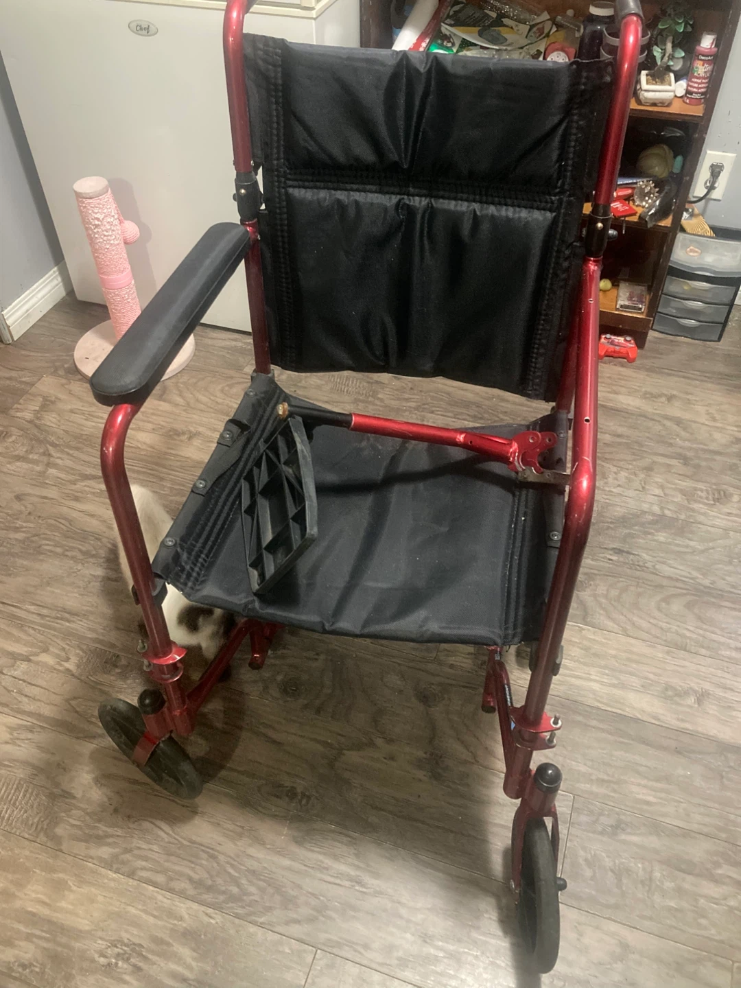 Red transport wheel chair - photo 4