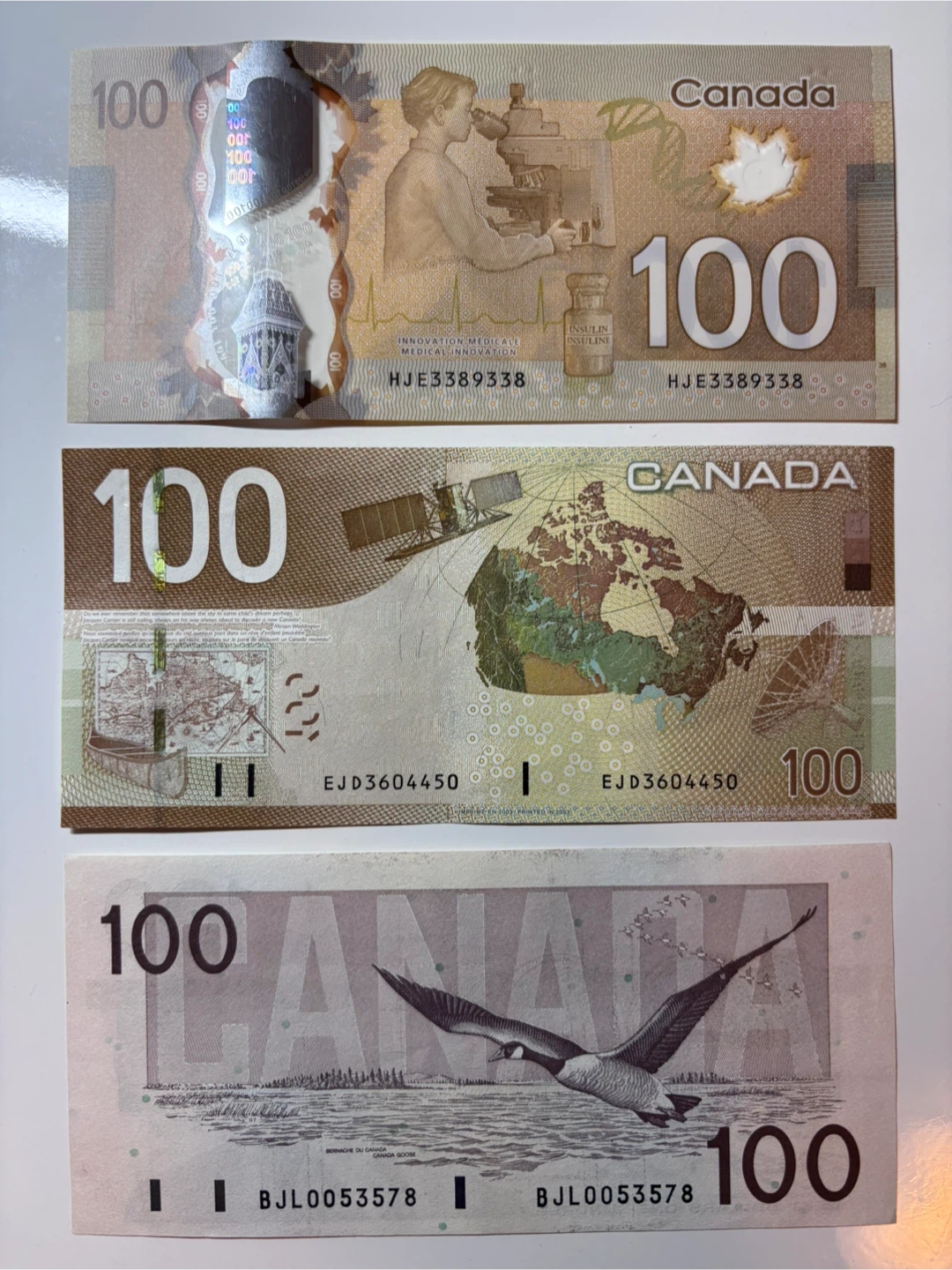 Canadian $100 Dollar Bills (x3) Banknotes - photo 2