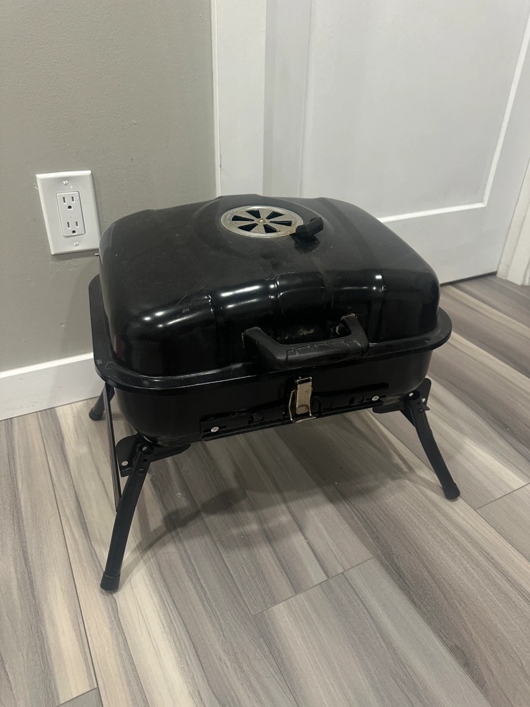 Black Portable Charcoal Grill - photo 2