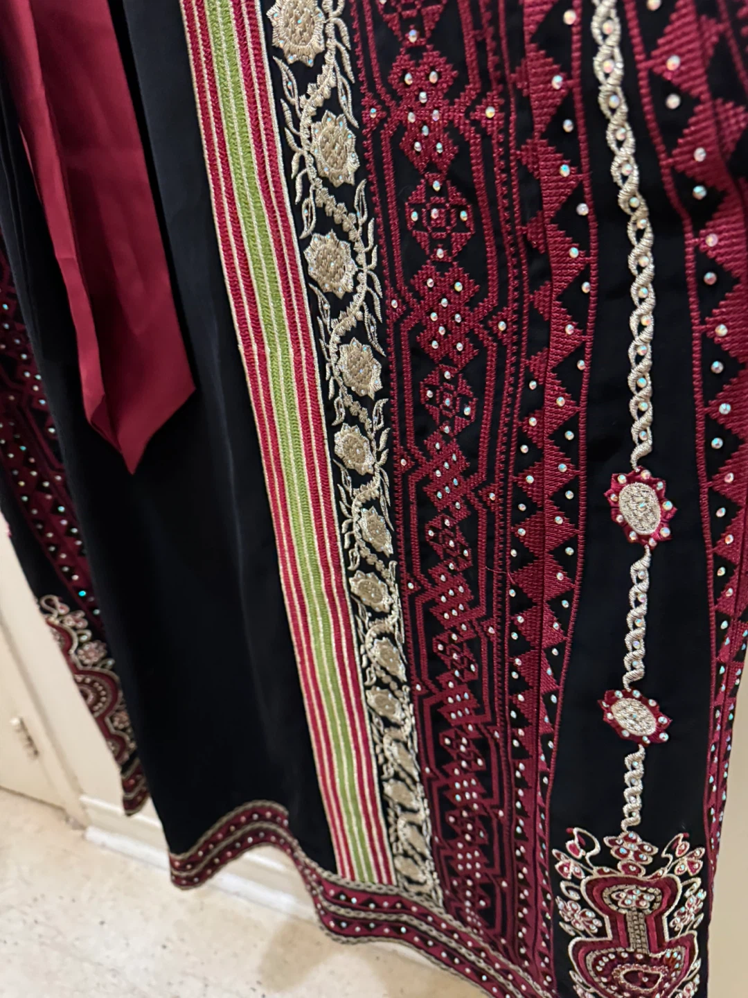 Embroidered Thobe with Beading size 3 - photo 3