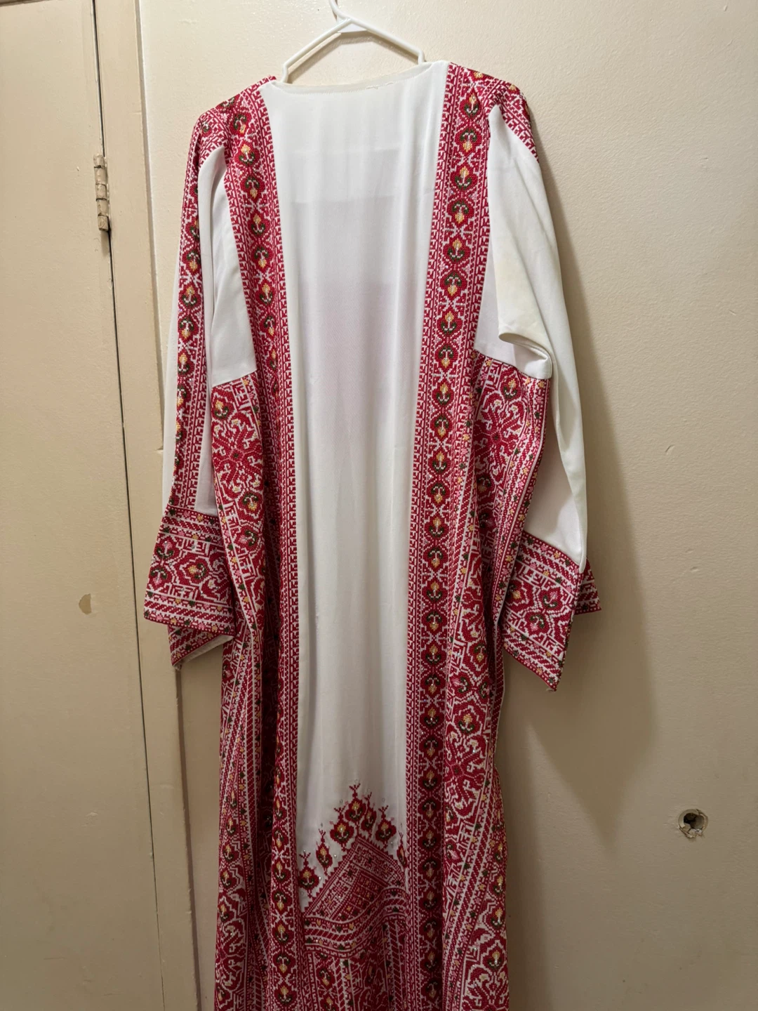 White Embroidered Kaftan Dress size 4 - photo 4