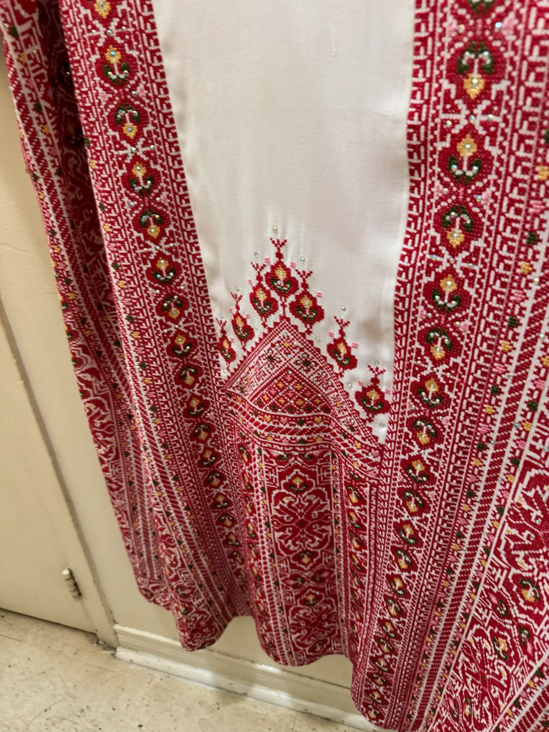 White Embroidered Kaftan Dress size 4 - photo 5