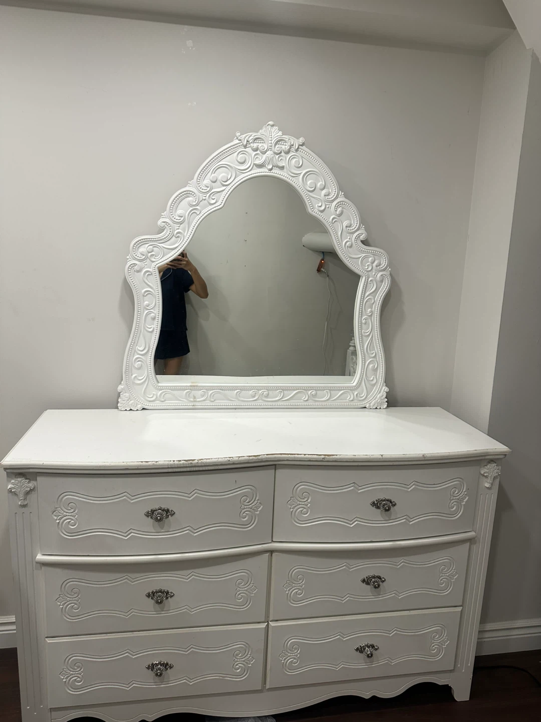 White Dresser with Mirror