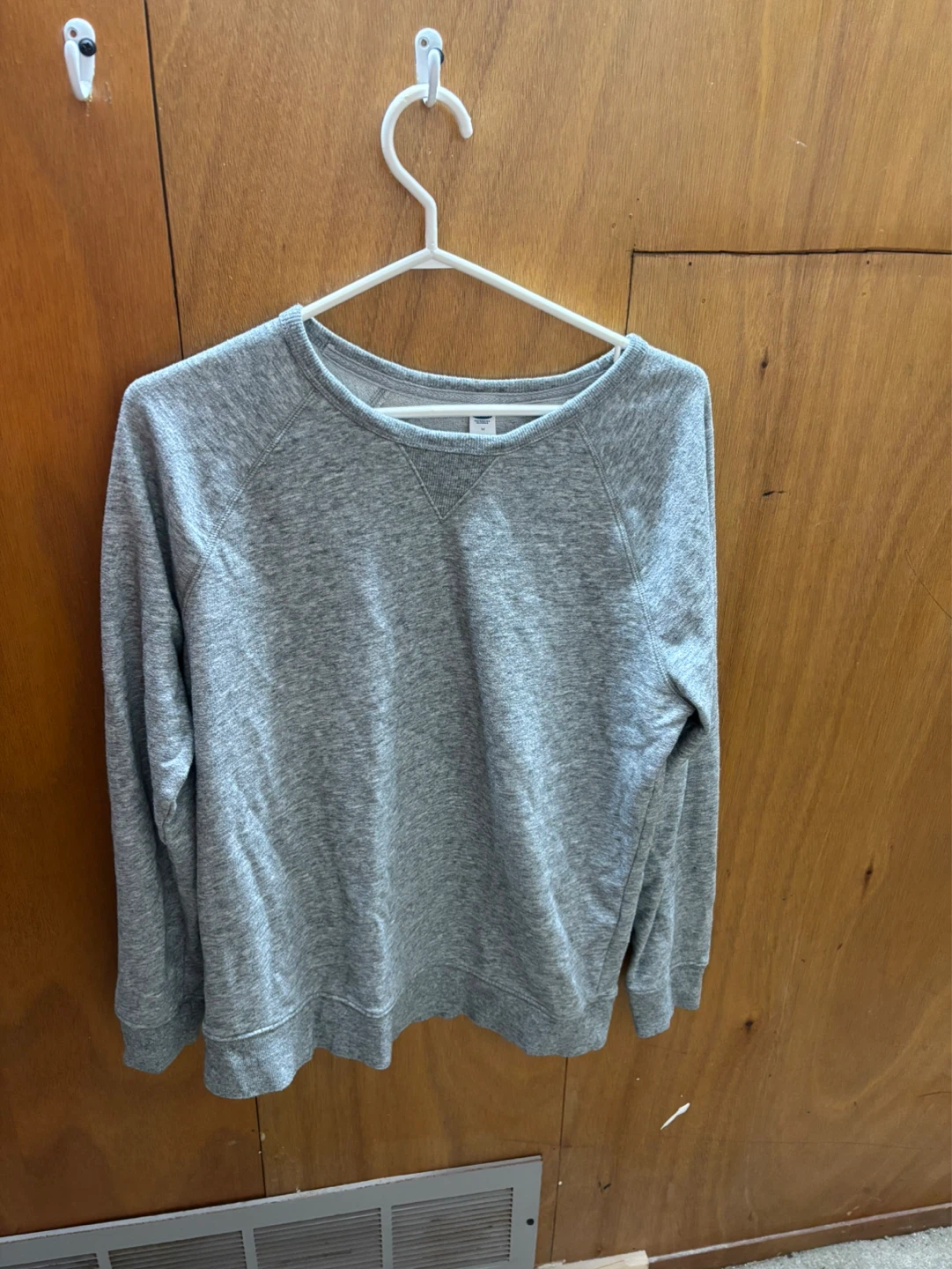 Old Navy Grey Crew Neck Sweatshirt - Medium - photo 2