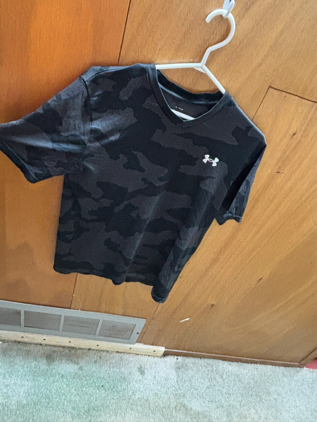 Under Armour Camo T-Shirt used - photo 2
