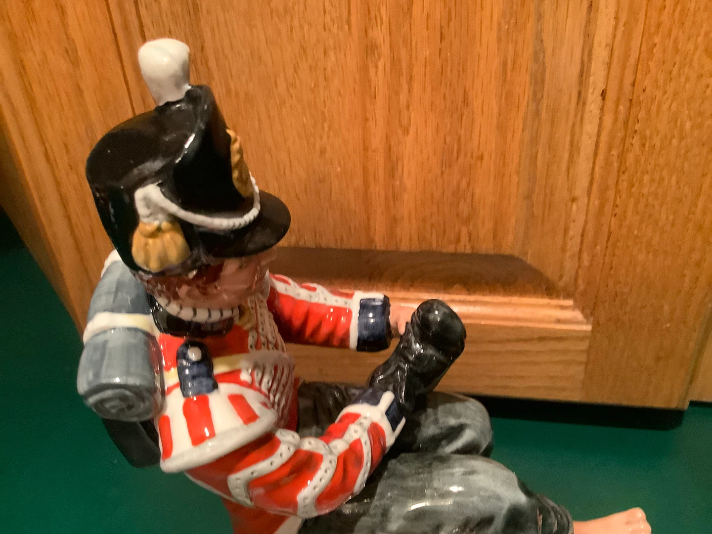 Vt Royal Doulton’s Porcelain Figurine “Drummer Boy” - photo 4