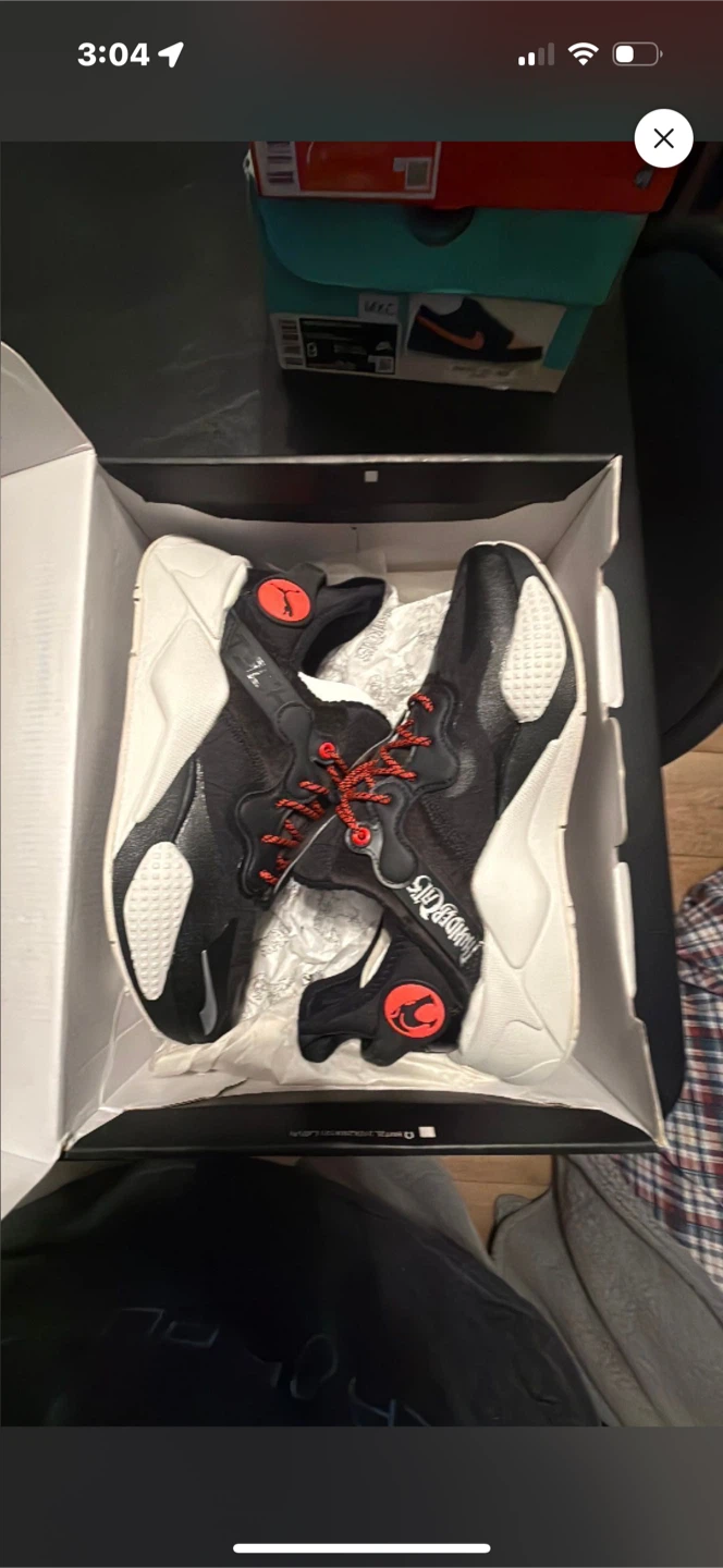 Puma limited edition Thundercats QS Black/Red