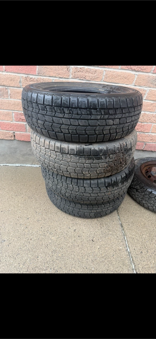 Dunlop Winter Tires - 195/60 R15 88Q - All 4 Tires Included - photo 2