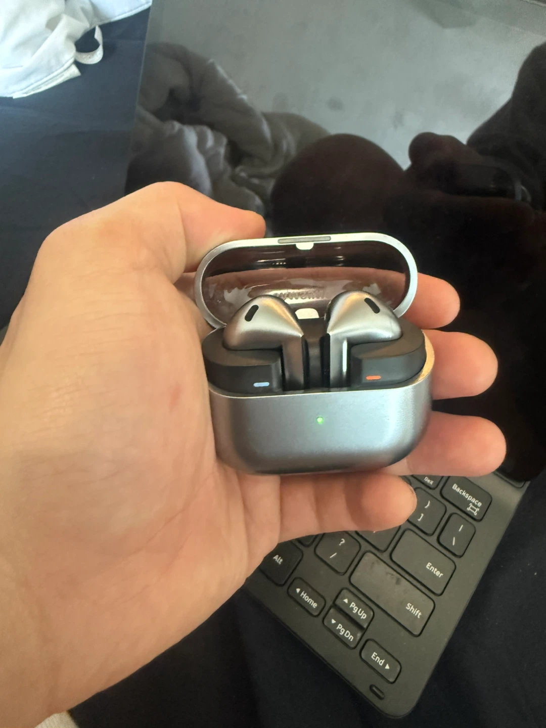 Samsung Galaxy Tab S8 Tablet with earphon - photo 4