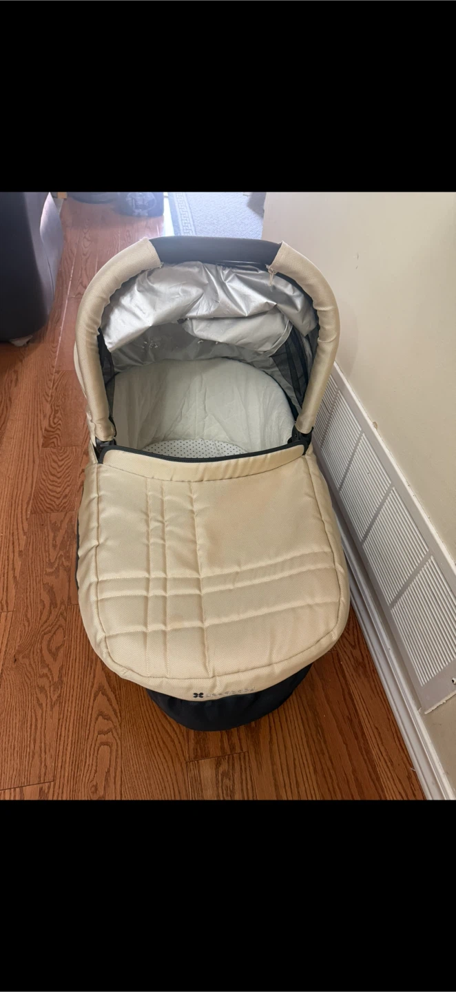 Portable Soft Baby Bed Bassinet - photo 3