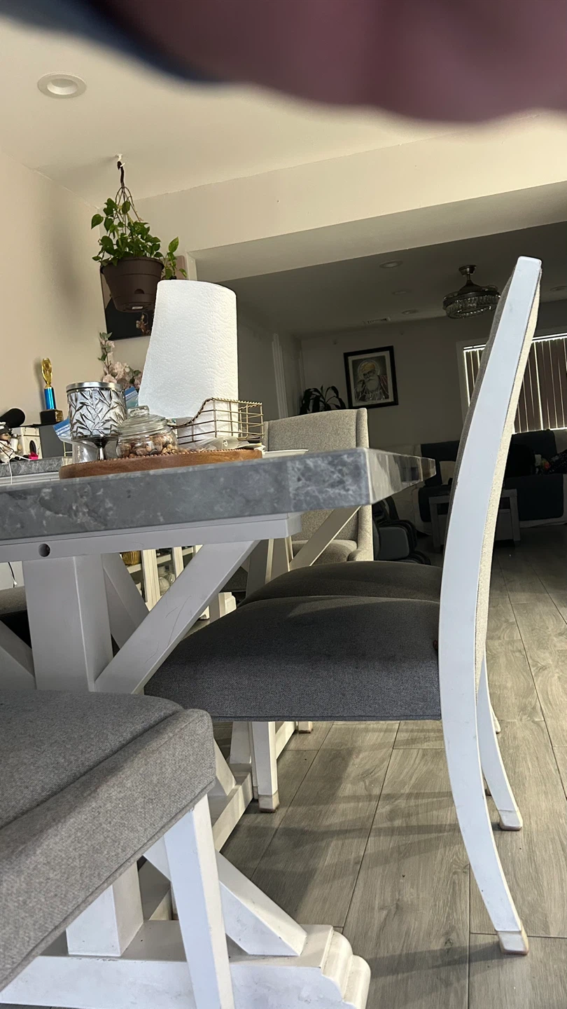 Dining Table with 6 Chairs from Bob’s - photo 3