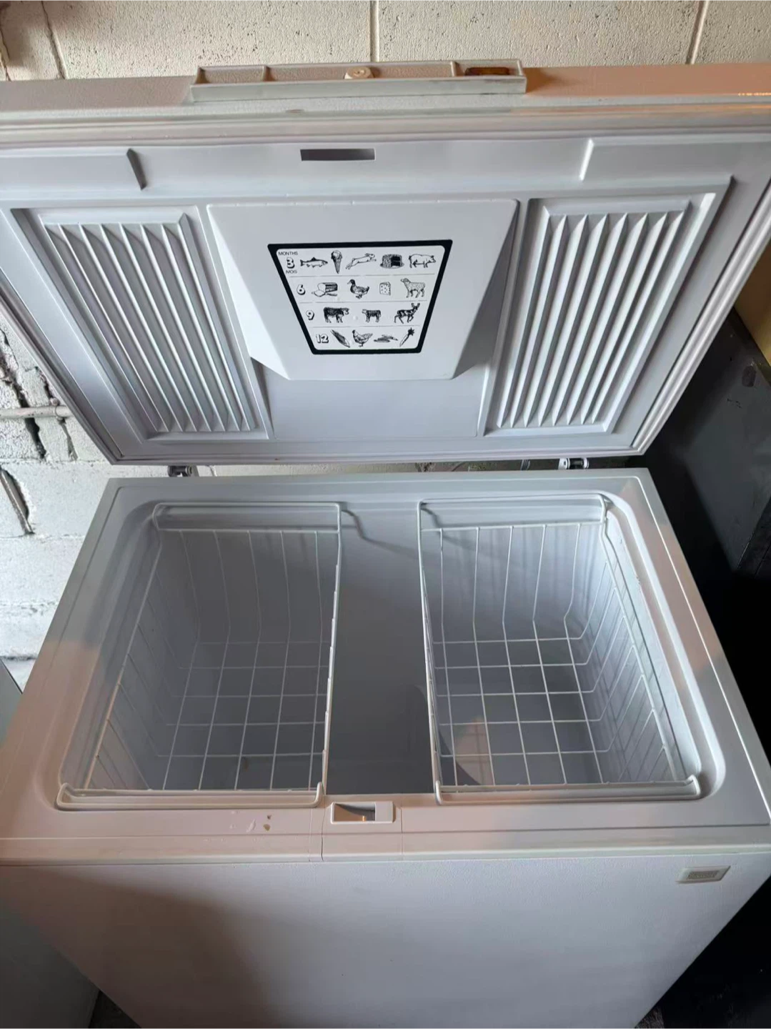 Good condition Kenmore Freezer $120 - photo 3