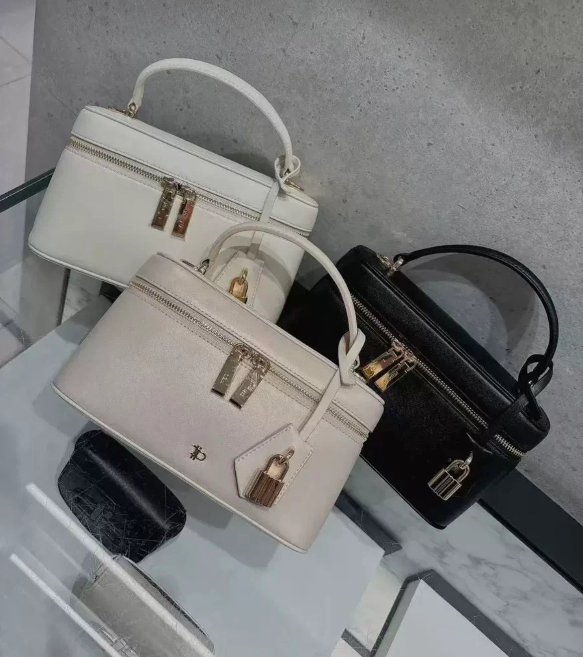 Pedro Vanity Bag