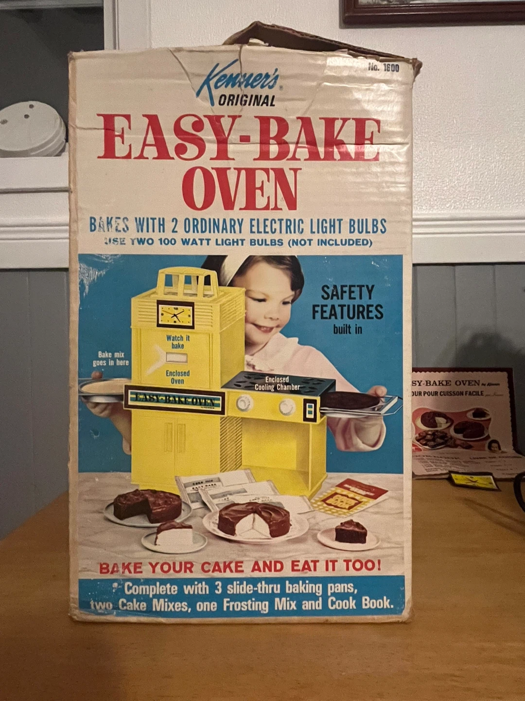 Vtg 1960’s Kenner Easy-Bake Oven Turqoise Green Working W/Box