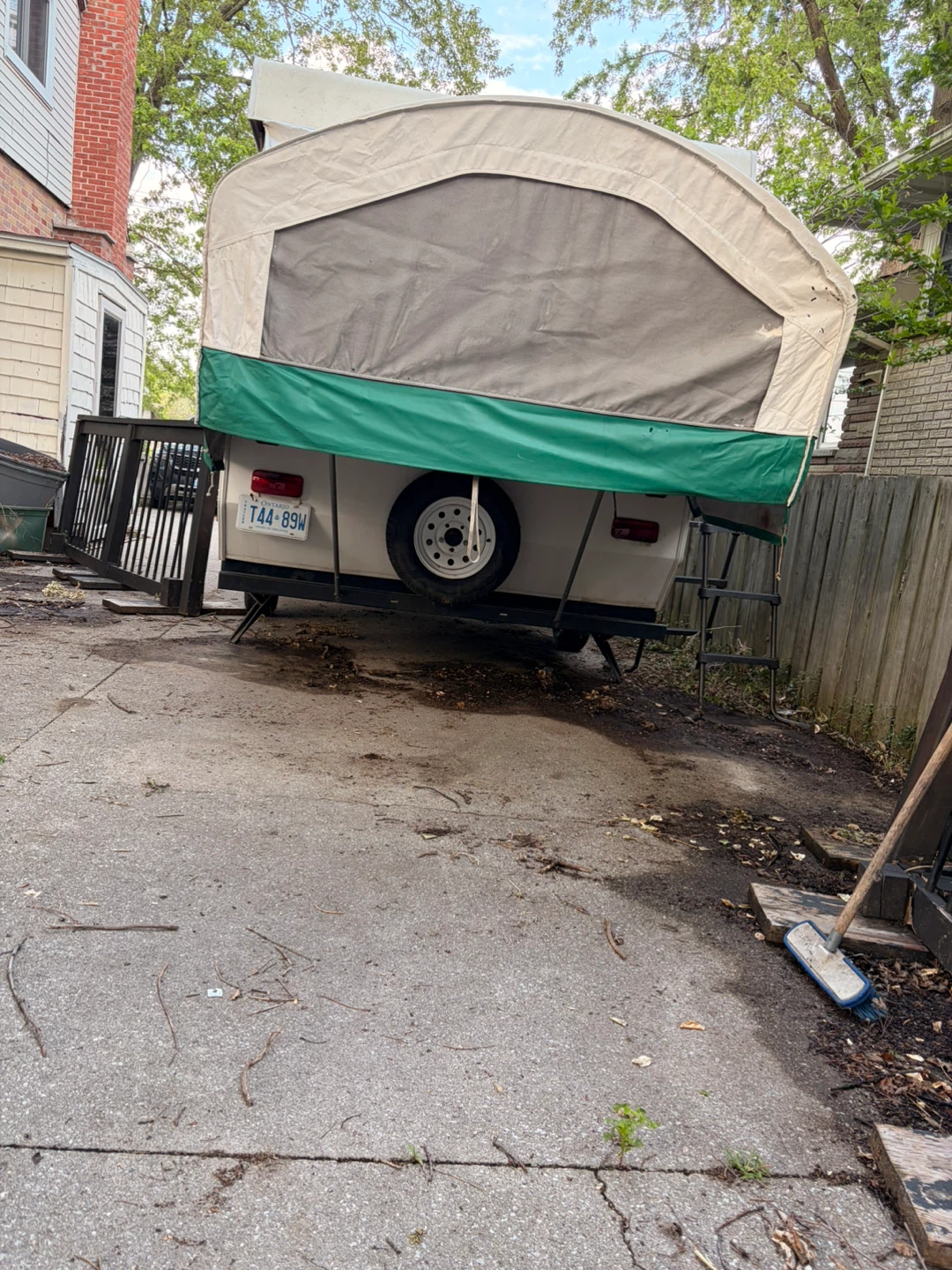 2004 Viking Pop-Up Camper - photo 4
