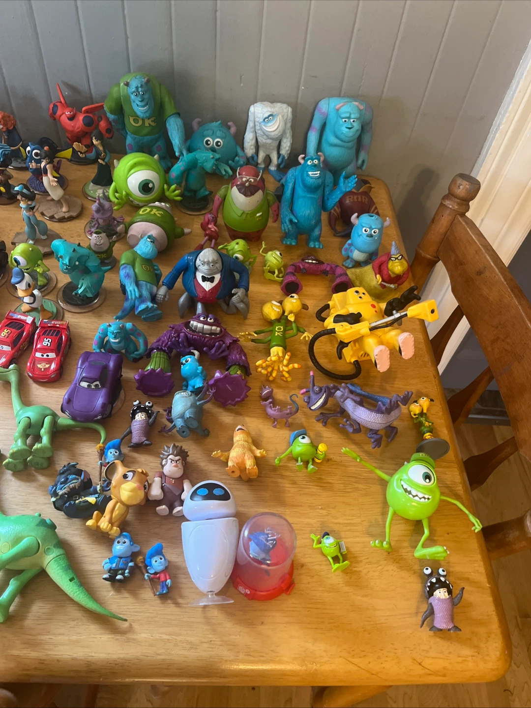 Large Disney and Pixar Figurines Collection - photo 3