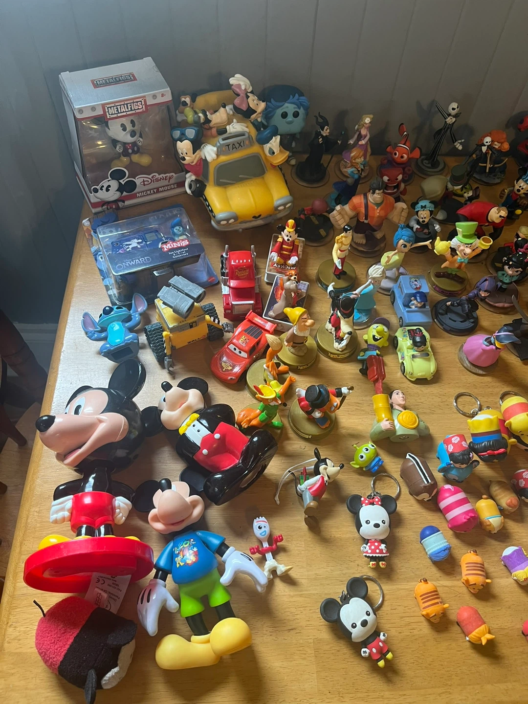 Large Disney and Pixar Figurines Collection - photo 5
