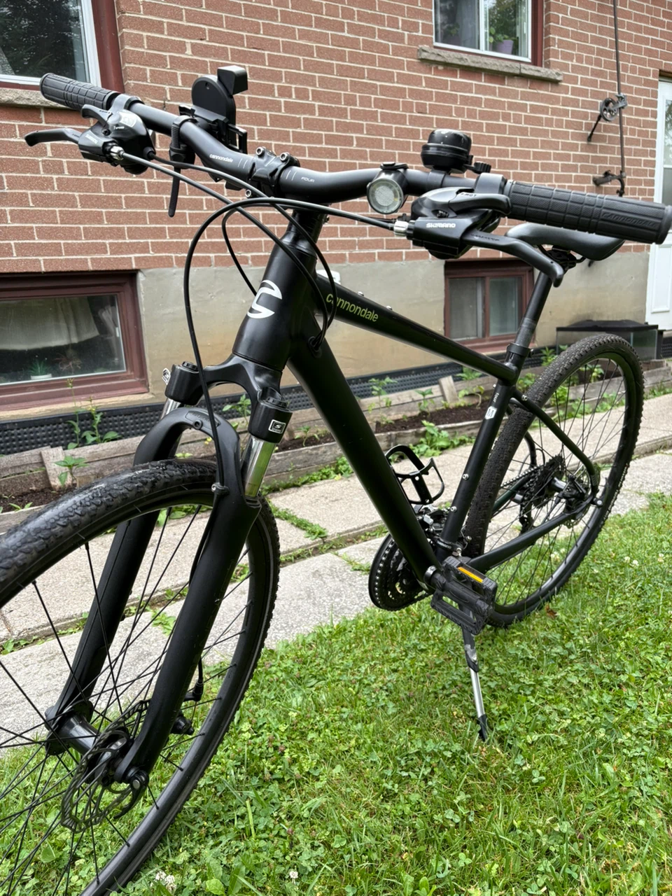Cannondale Quick CX Hybrid Bike