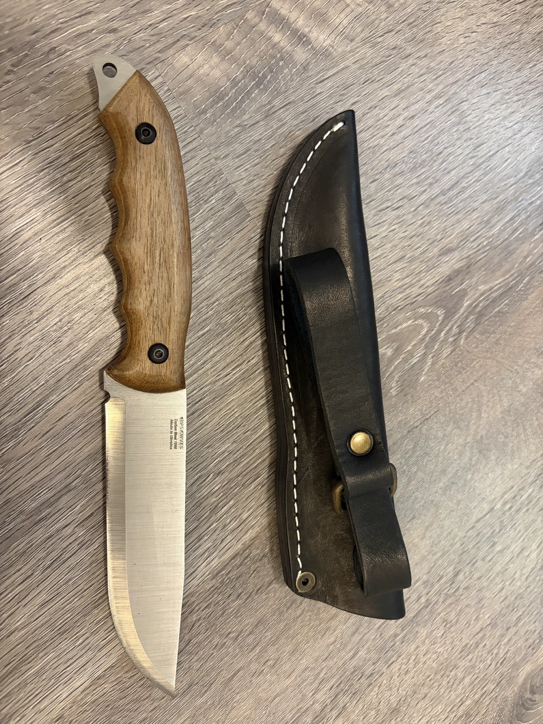 (Brand new) Outdoor Knife with Sheath & Folding wood stove - photo 2