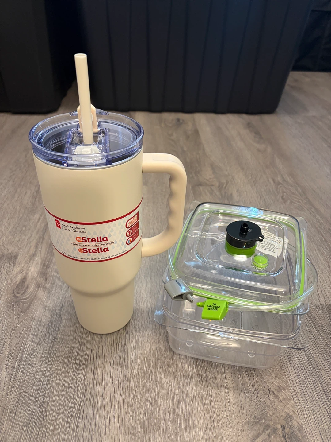 (Brand new) Insulated Travel Tumbler and Foodsaver case