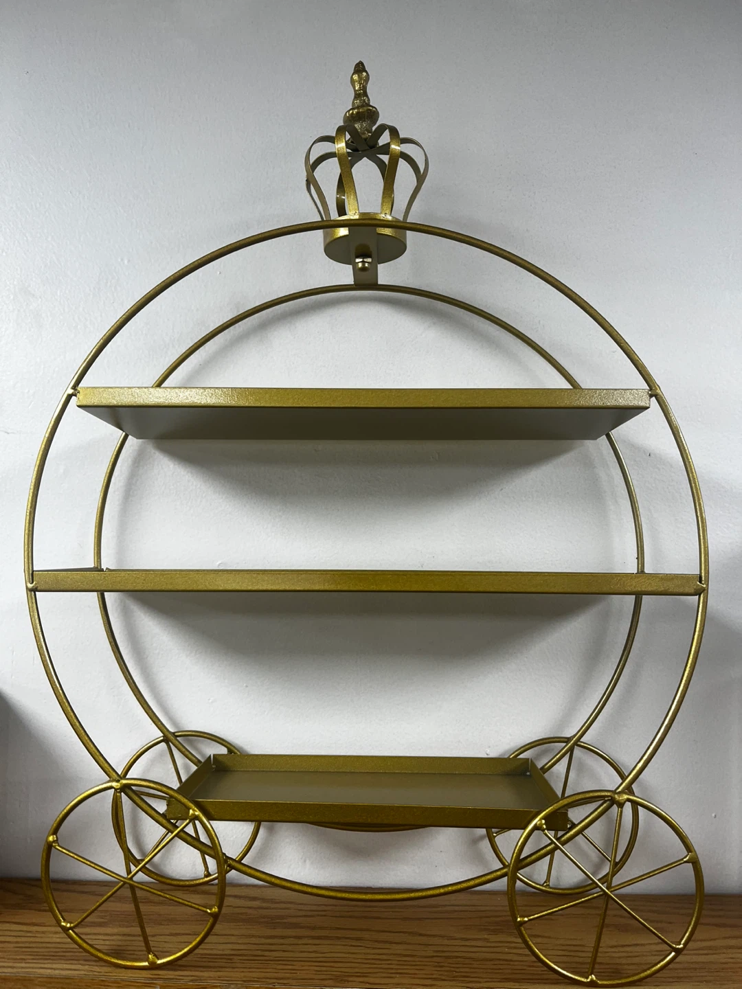 Gold Carriage Display Stand with Crown - photo 2