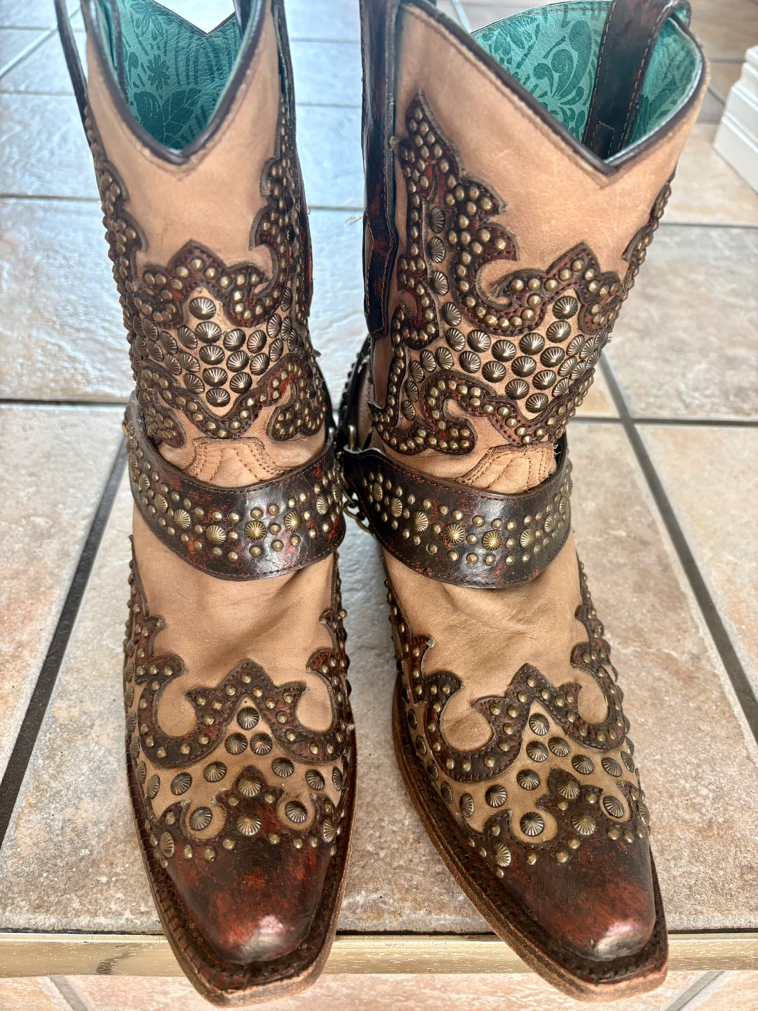 Corral Boots Studded Leather Cowboy Boots - photo 5