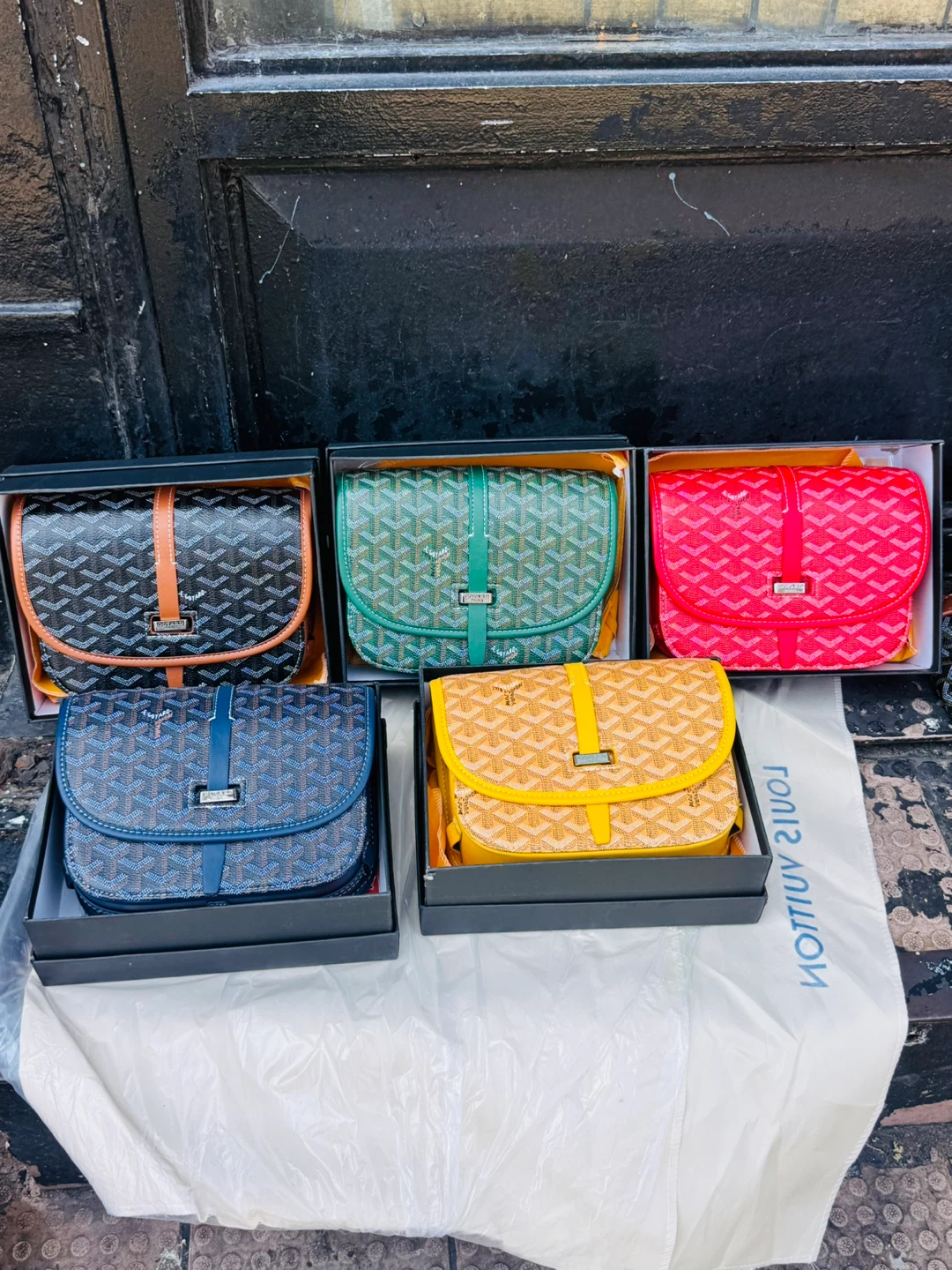 Goyard Crossbody Purse - photo 4