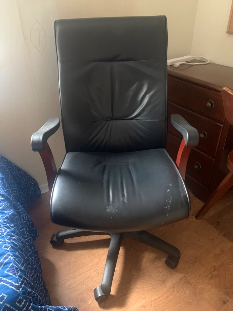 Black Faux Leather Office Chair - photo 3
