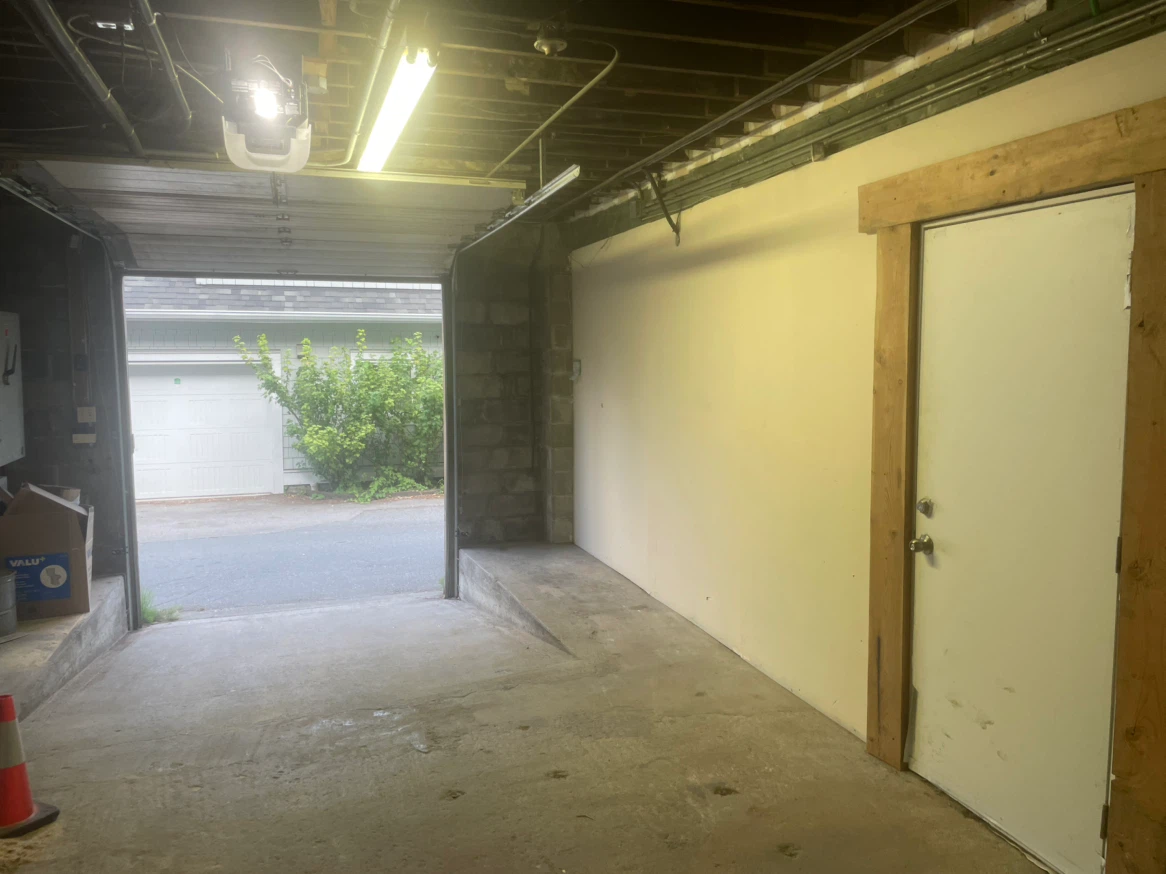 Storage for rent Vancouver. Main and 30th
