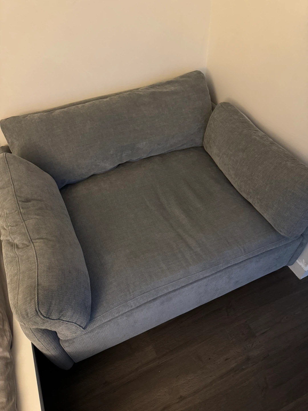 Oversized single seat couch - photo 3