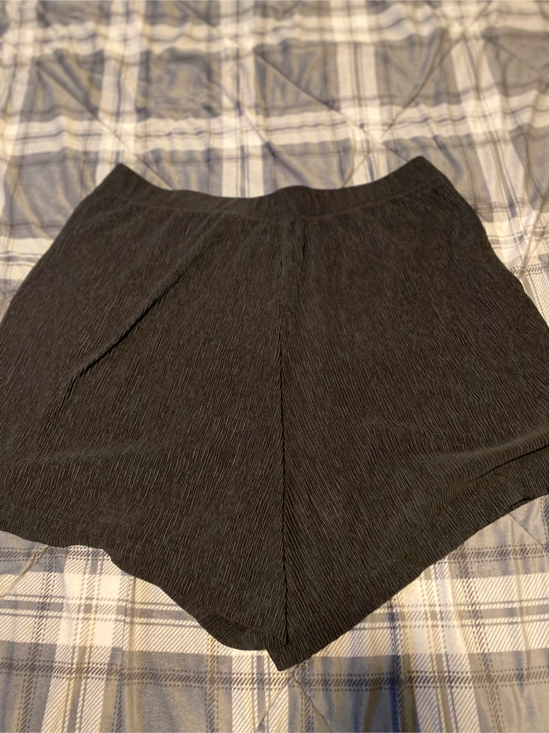 Women’s Reitmans Black Pleated Shorts Size XXL - photo 3