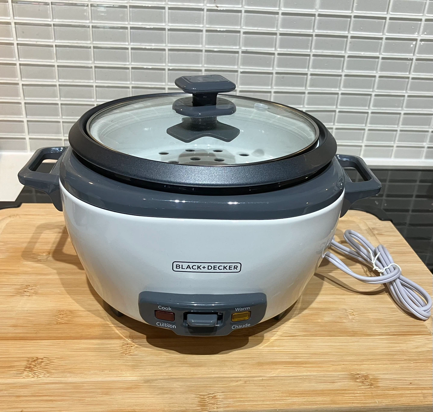 BLACK+DECKER Rice Cooker with Steamer Basket