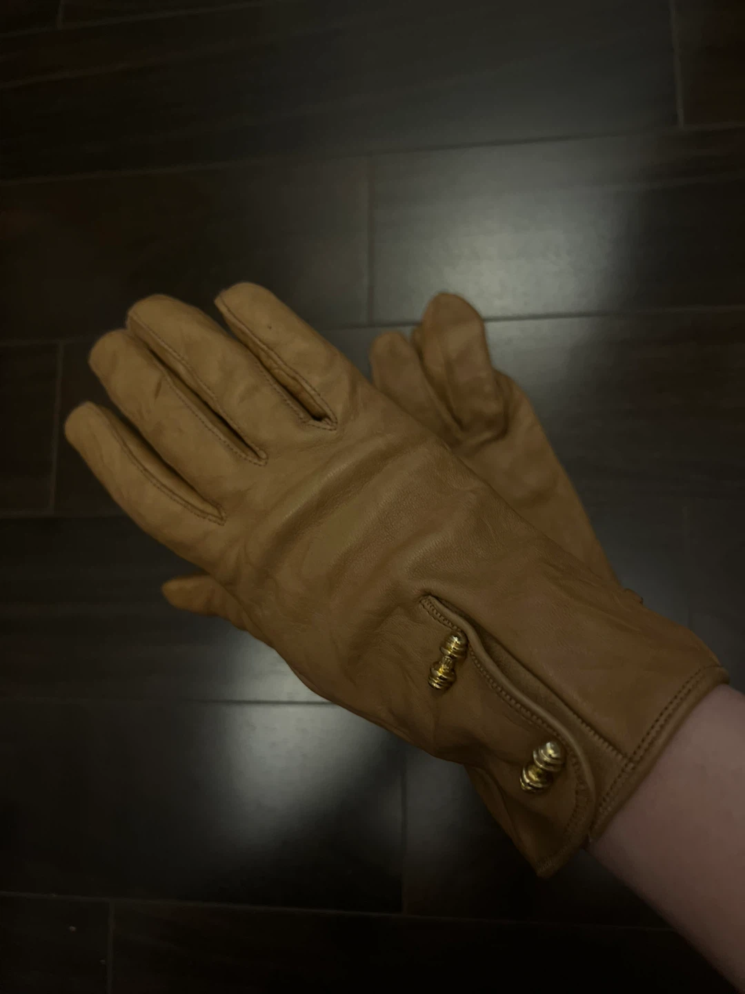 Moschino Leather Gloves with Heart Charm - photo 4