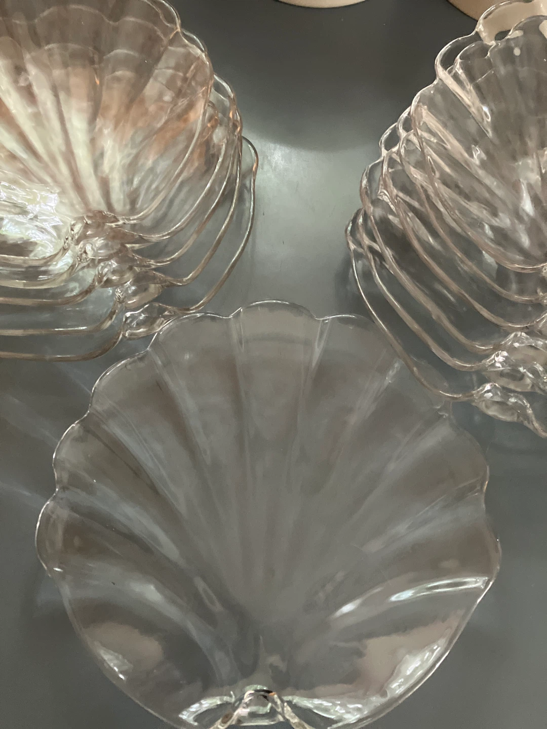 Set of 6 Clear Glass Shell-Shaped Dessert Plates