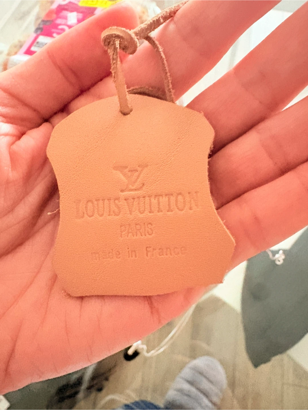 Authentic Louis Vuitton Paris Leather Tag - Made in France - photo 2