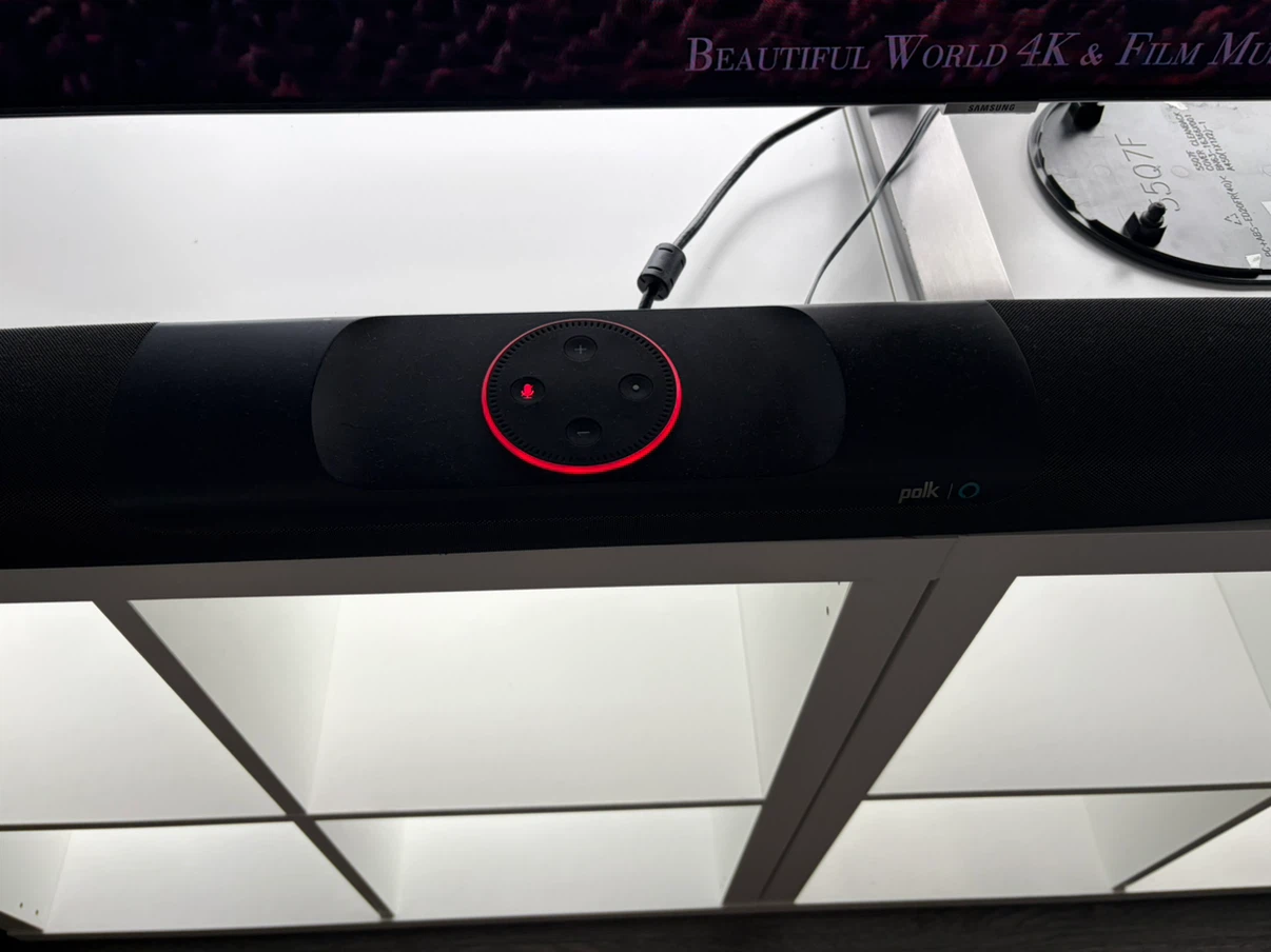 55” Samsung Q7 TV and Polk Audio Soundbar - photo 5