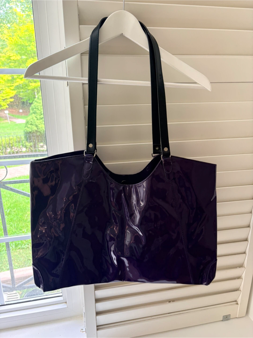 Gorgeous Purple Patent Leather Tote Bag