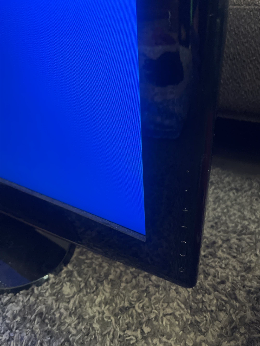 Samsung Flat Screen TV - photo 2