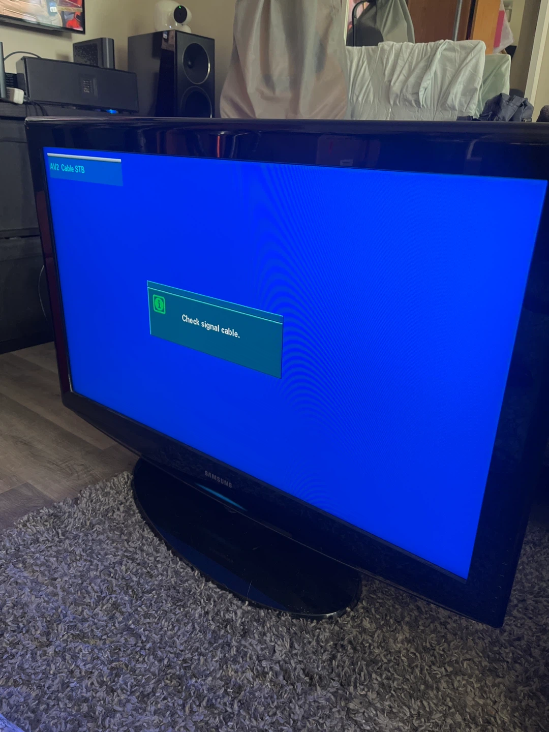 Samsung 32" HD Monitor TV