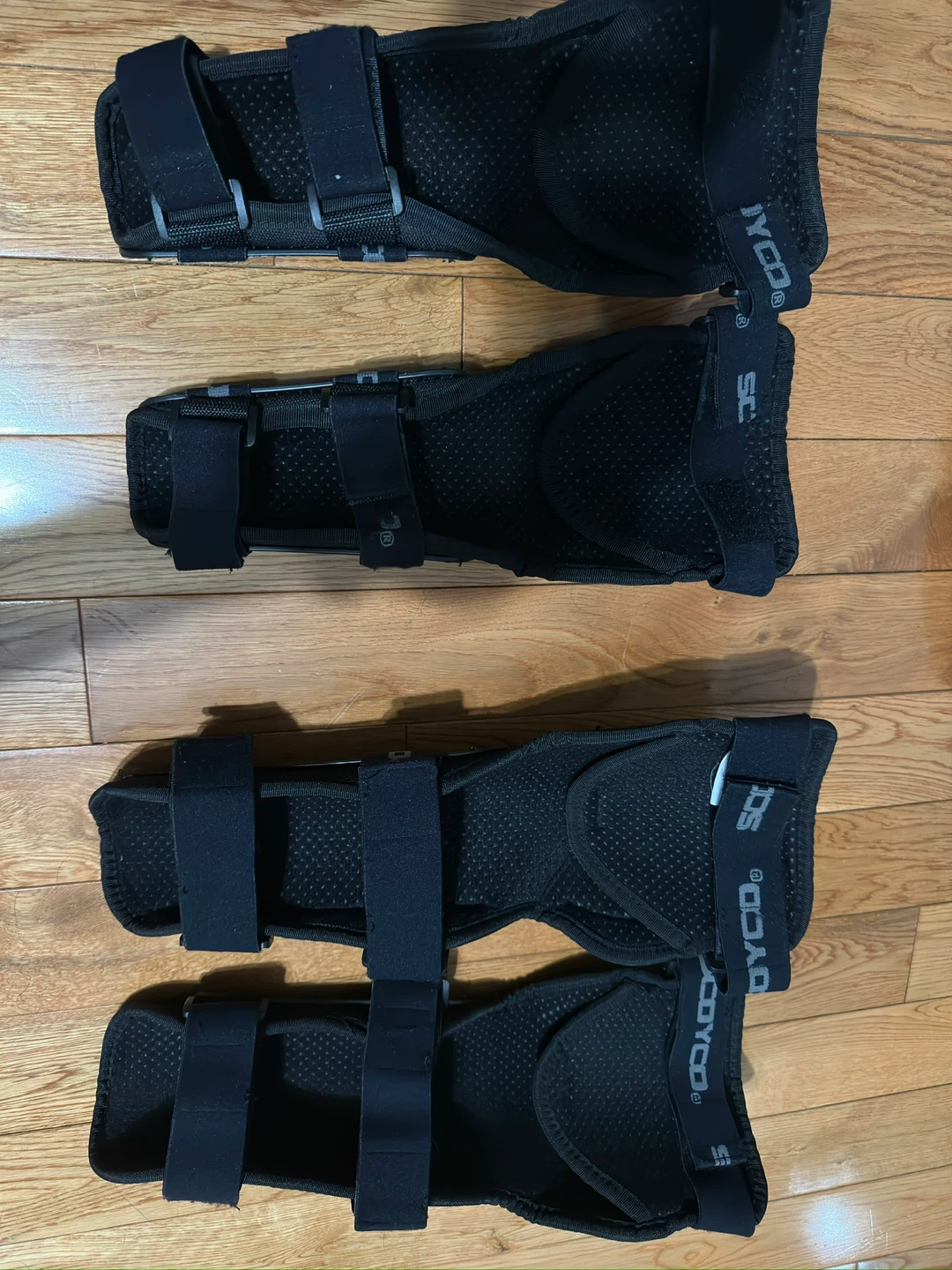 Scoyco Motorcycle Knee and elbow Pads - photo 2