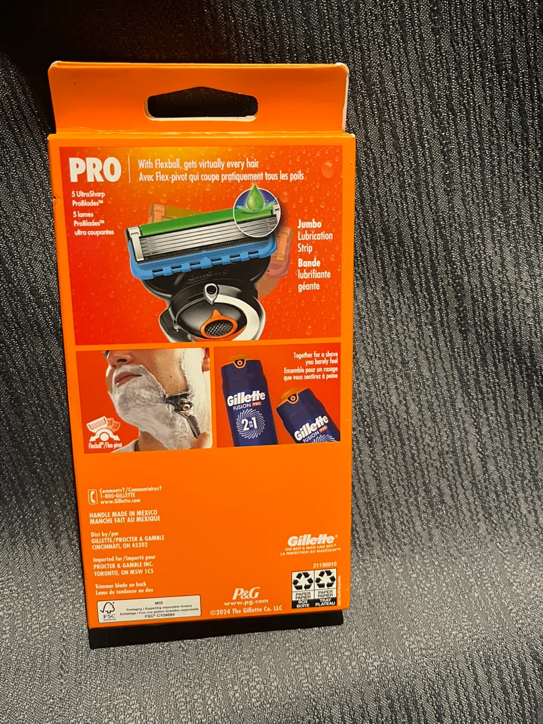 Gillette Fusion5 ProGlide Razor with 2 Cartridges - photo 2