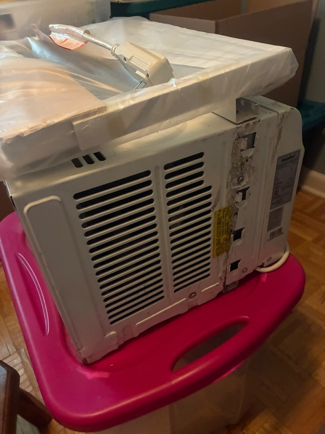 Comfee Window Air Conditioner - photo 3